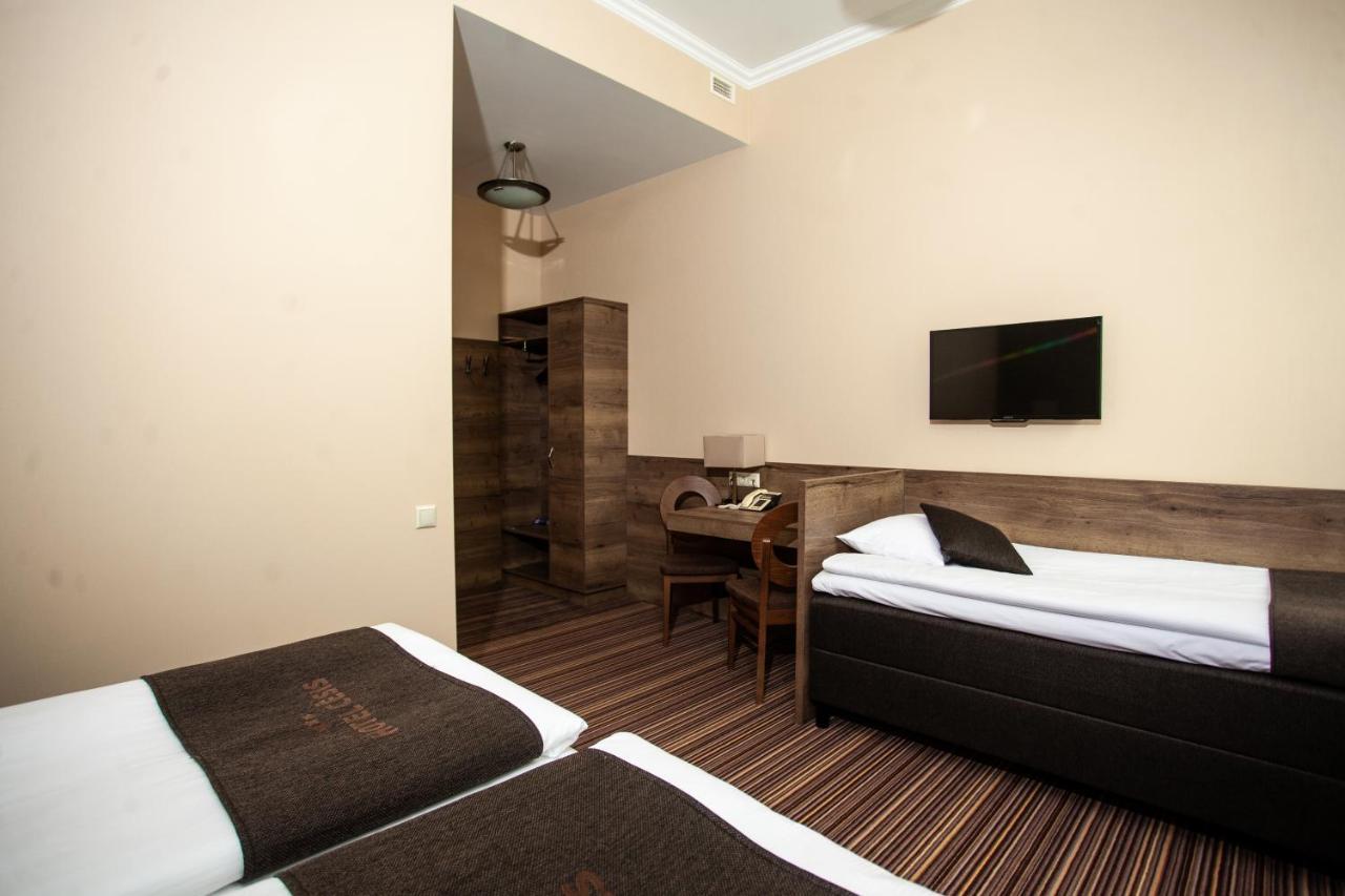 Hotel Cesis 3*